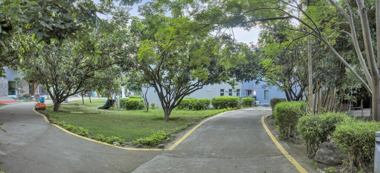 Club Mahindra Corbett Hotel Dhikuli Buitenkant foto